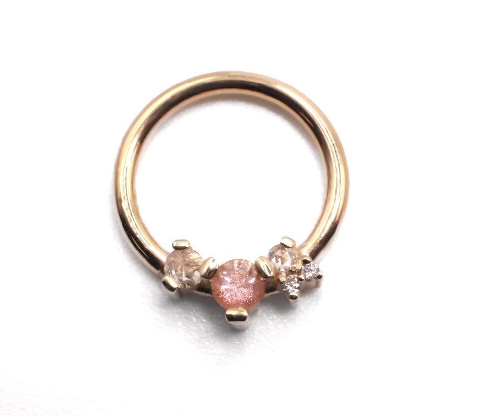 BVLA RIPPLE- 14k Yellow Gold- OREGON SUNSTONE / DIAMOND- 16g Seam Ring