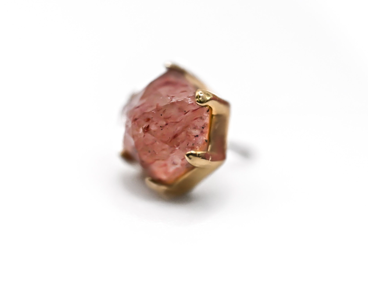 PUPIL HALL 14k Yellow Gold- PRONG STRAWBERRY QUARTZ